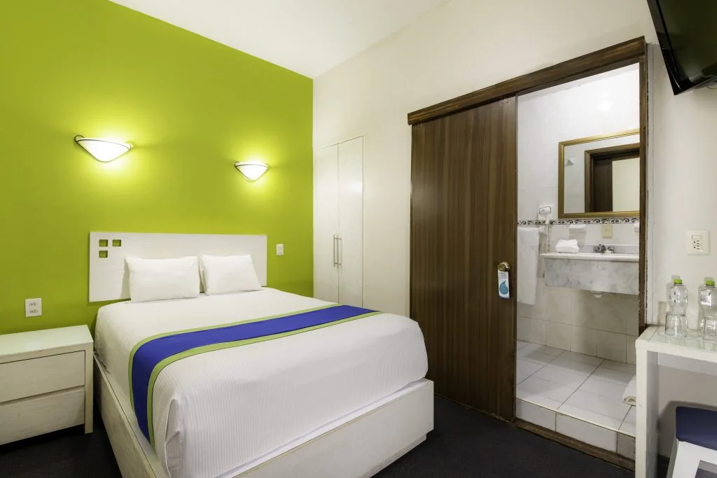 Standard room with double bed