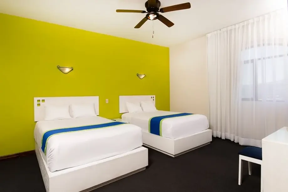 Standard room with two double beds